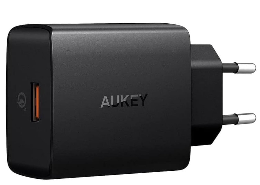 Aukey mobile charger