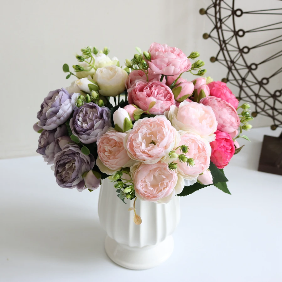 Fake flowers in a vase